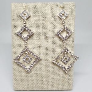 Diamond shaped crystal clear earrings